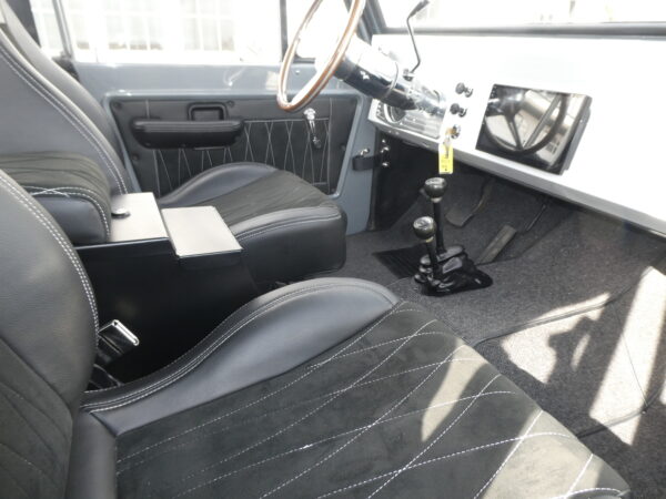 1969 Ford Bronco Custom SUV — photo
