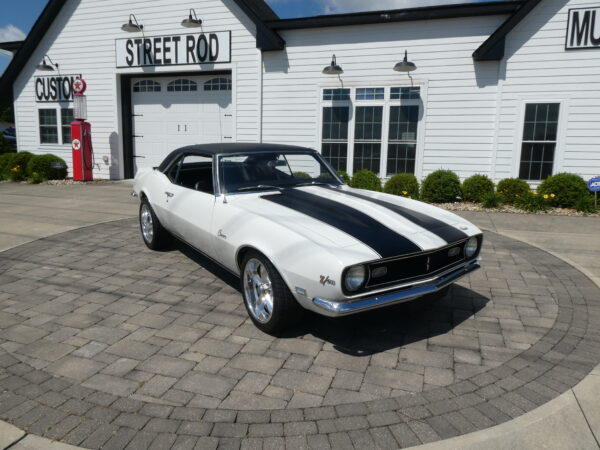 1968 Chevrolet Camaro Pro Touring — photo
