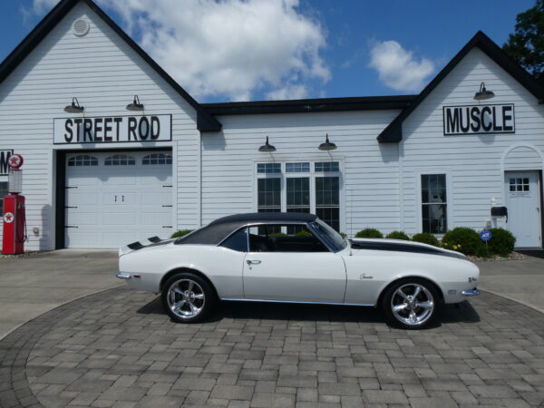 1968 Chevrolet Camaro Pro Touring — photo