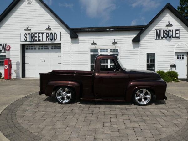 1955 Ford F-100 Pickup — photo