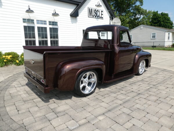 1955 Ford F-100 Pickup — photo