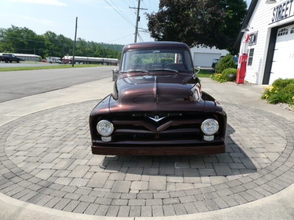 1955 Ford F-100 Pickup — photo