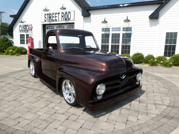 1955 Ford F-100 Pickup — photo