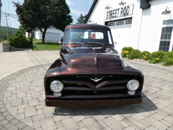 1955 Ford F-100 Pickup — photo