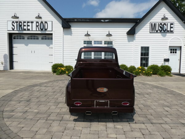 1955 Ford F-100 Pickup — photo