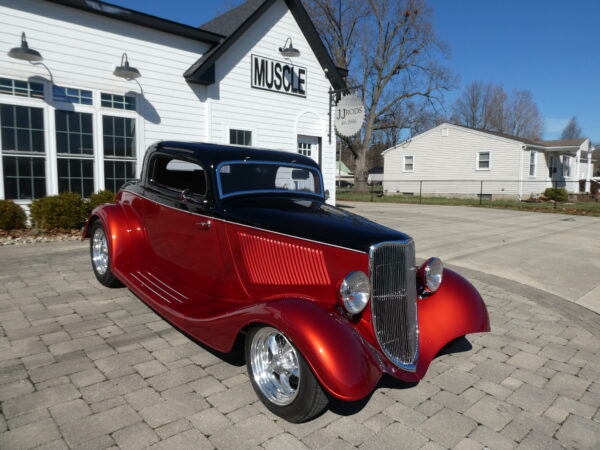 1933 Ford Coupe — photo