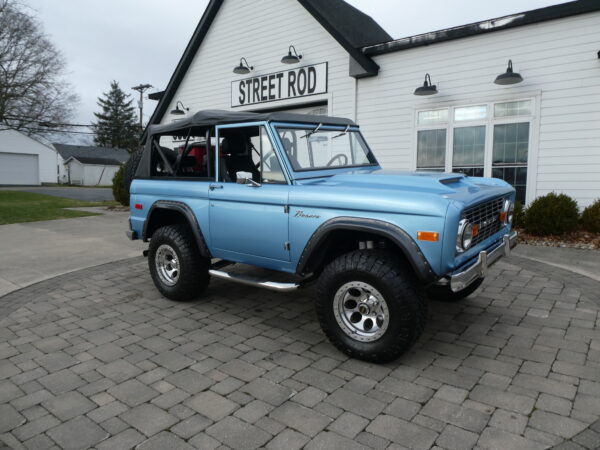 1973 Ford Bronco — photo