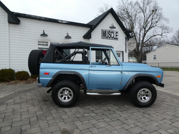 1973 Ford Bronco — photo