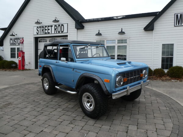 1973 Ford Bronco — photo