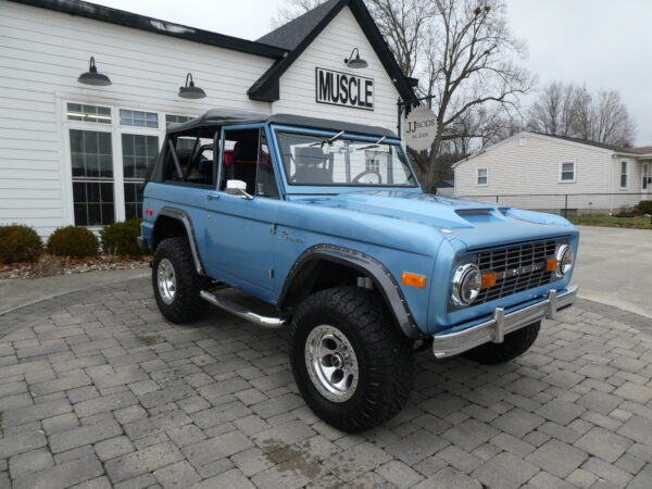 1973 Ford Bronco — photo