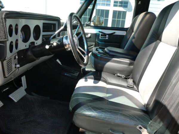 1983 Chevrolet K10 Custom Pick Up — photo