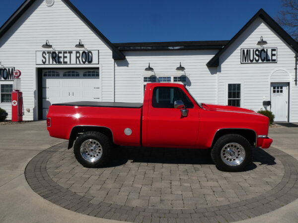 1983 Chevrolet K10 Custom Pick Up — photo