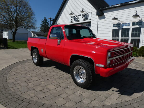 1983 Chevrolet K10 Custom Pick Up — photo
