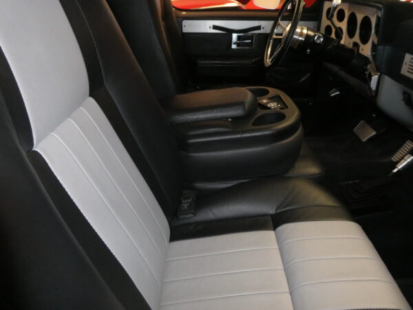 1983 Chevrolet K10 Custom Pick Up — photo