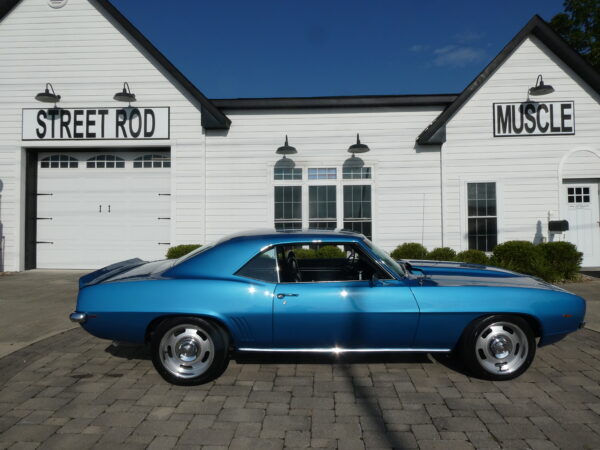 1969 Chevy Camaro Custom — photo