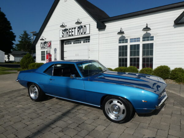 1969 Chevy Camaro Custom — photo