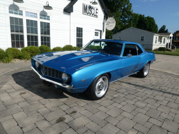1969 Chevy Camaro Custom — photo