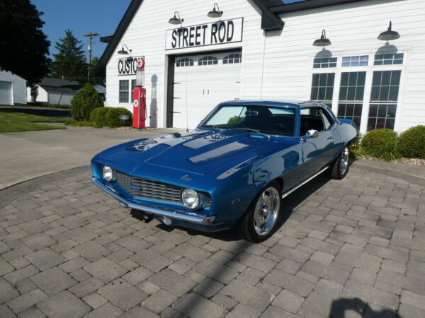1969 Chevy Camaro Custom — photo
