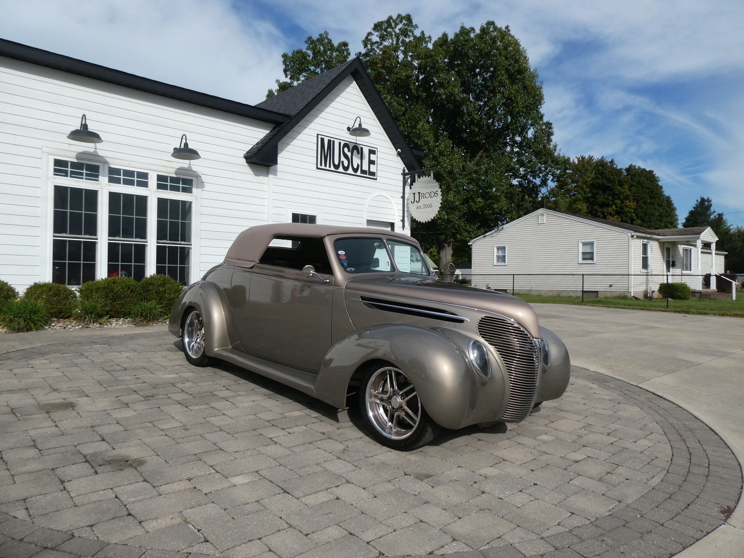 1938 Ford Roadster — photo