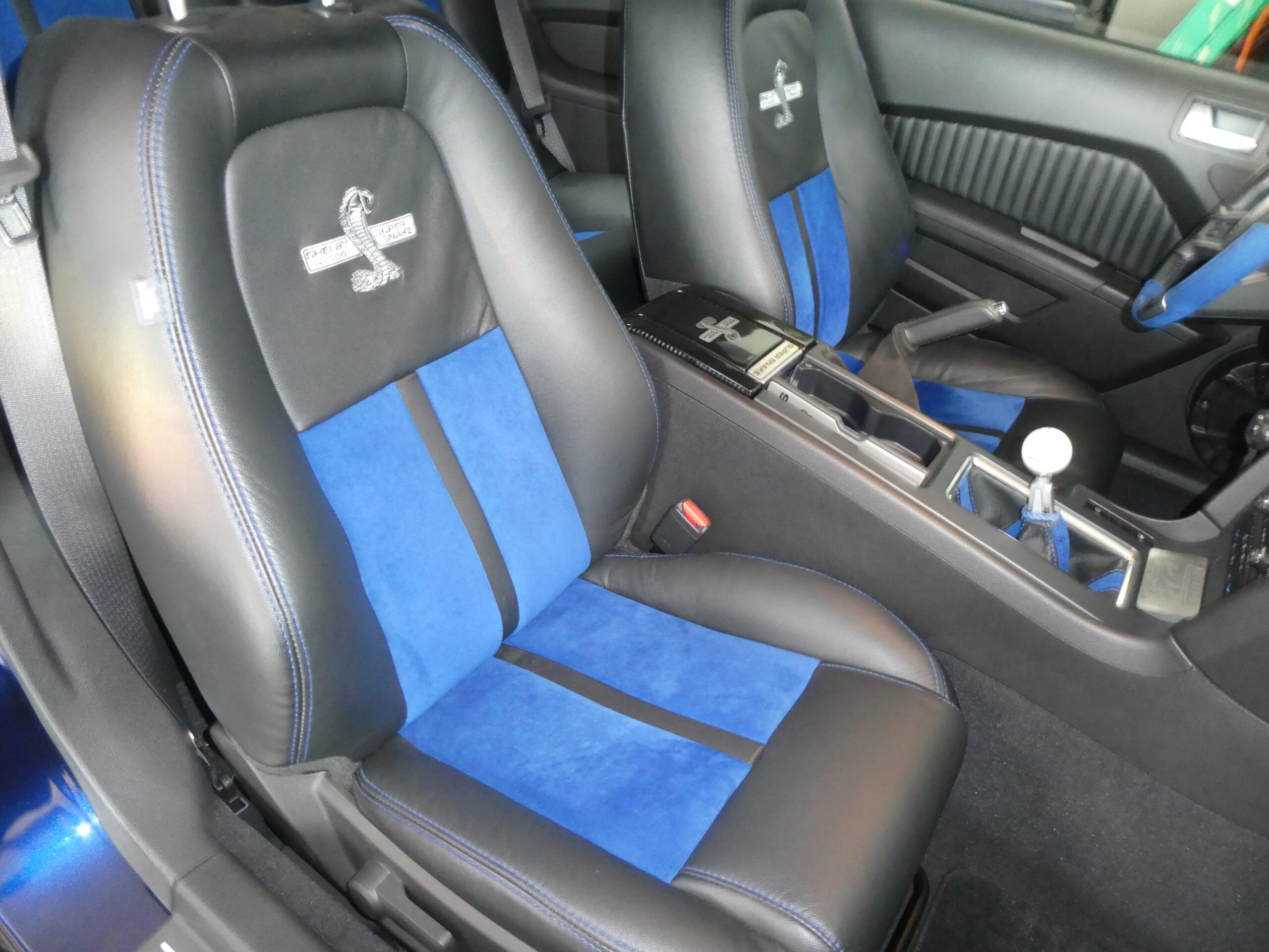2010 Ford Mustang GT 500 Shelby — photo